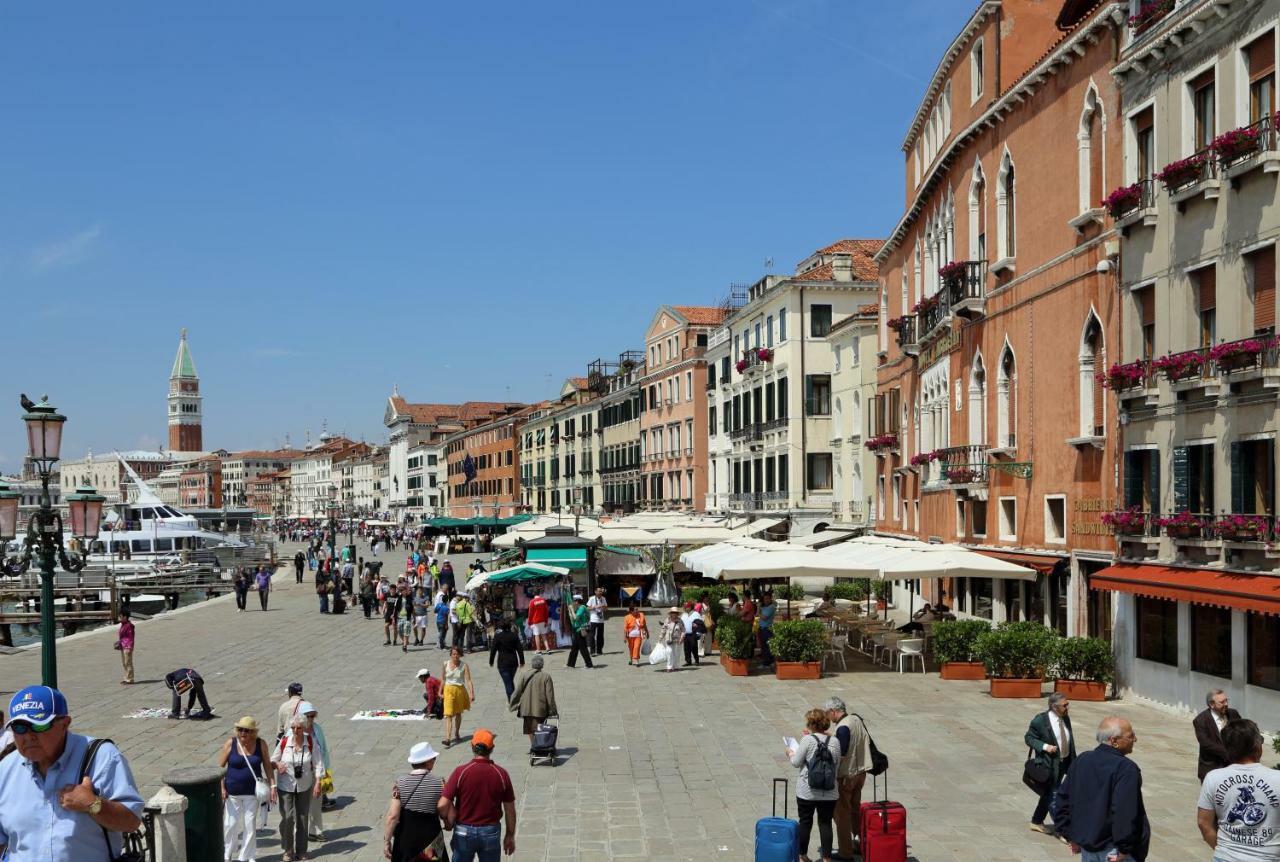 Leone Marciano Venice Apartment Independent And Private Entrance Exterior foto
