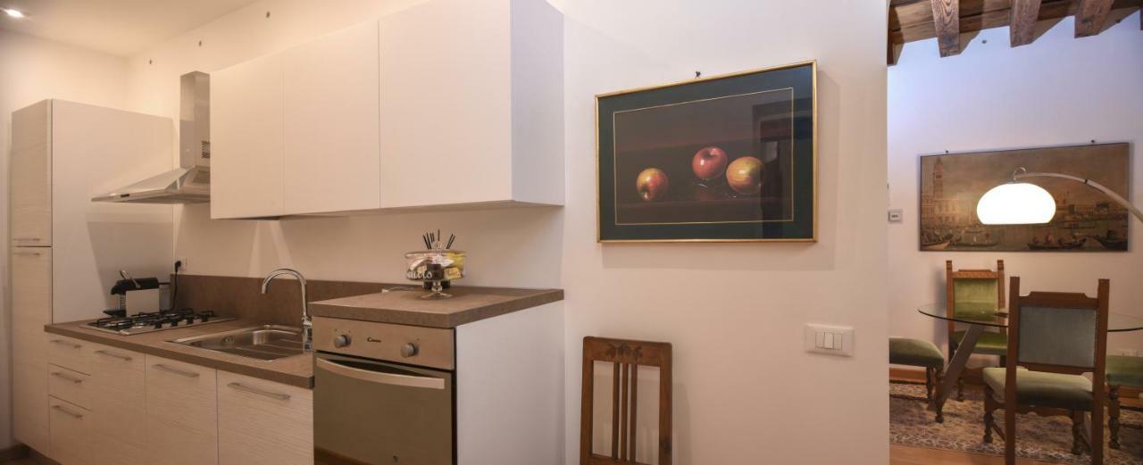 Leone Marciano Venice Apartment Independent And Private Entrance Exterior foto